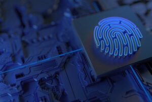 Circuito tecnológico con huella digital luminosa que representa la cooperación UE en ciberseguridad y defensa.